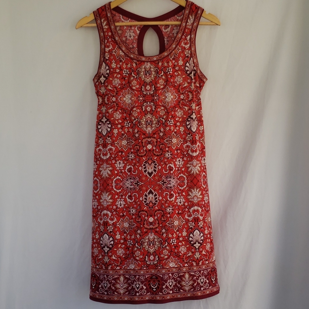 Max Studio Red/White Patterned Sleeveless Dress